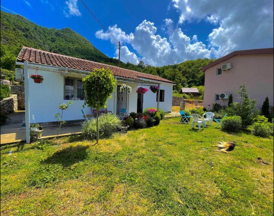 Sunlight Cottage Maya Virpazar Bilik gambar
